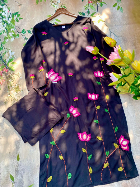 Jagmag 1 Gulabi Dhaga Kurta Set in Black