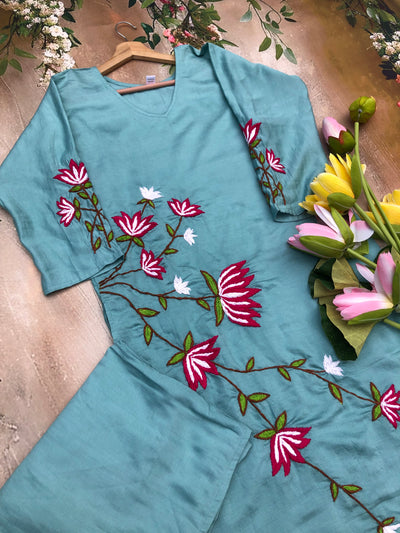 Raaga Gulabi Dhaga Kurta Set