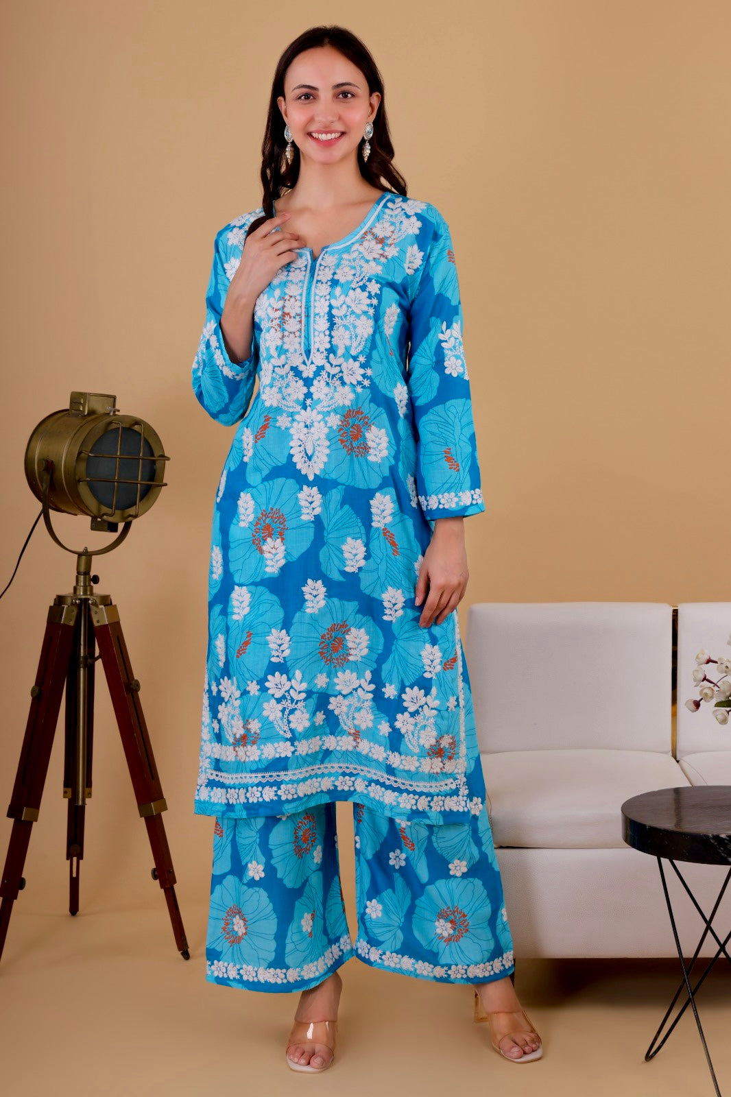 Ravisha Gulabi Dhaga Kurta Set