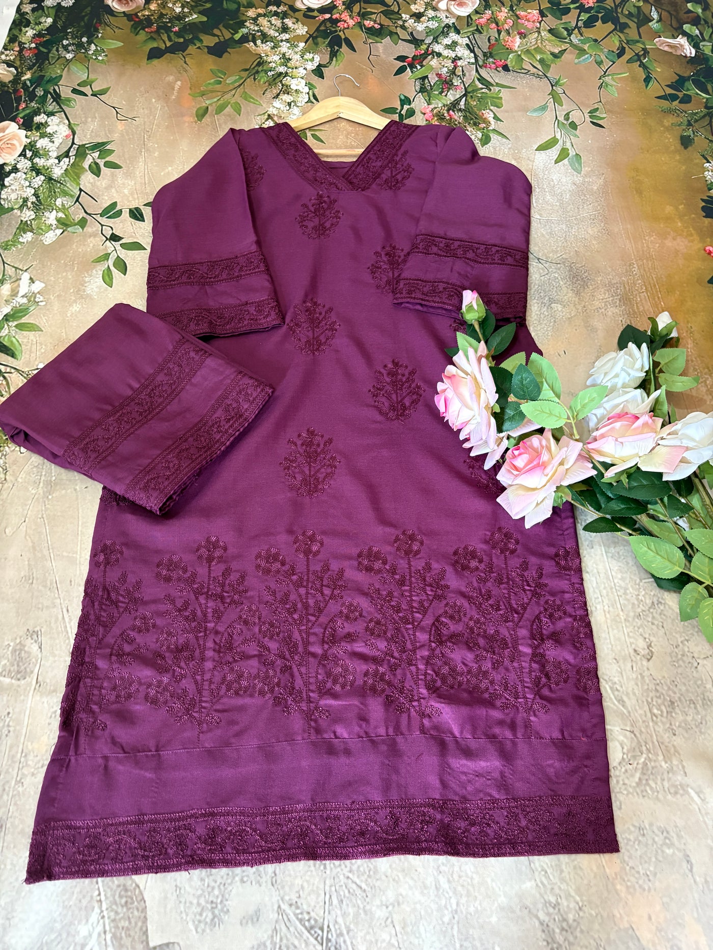 Dua Gulabi Dhaga’s Kurta Set