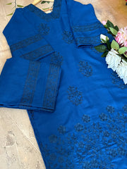 Kritika Gulabi Dhaga Kurta Set