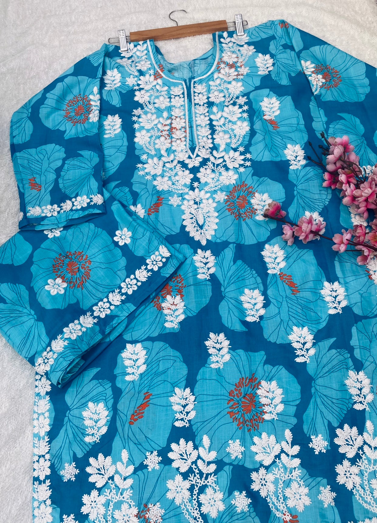 Mahira Authentic Lucknowi Kurta Palazzo Set