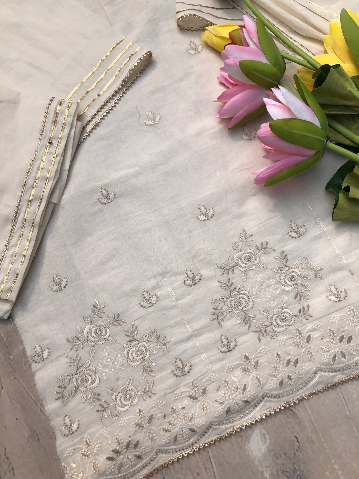 Manzil unstitched 3 piece set