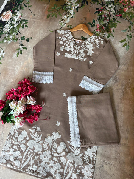 Ada 16 Gulabi Dhaga Kurta Set