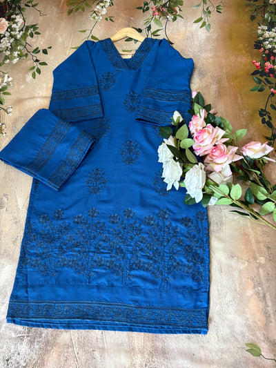 Dua Gulabi Dhaga’s Kurta Set