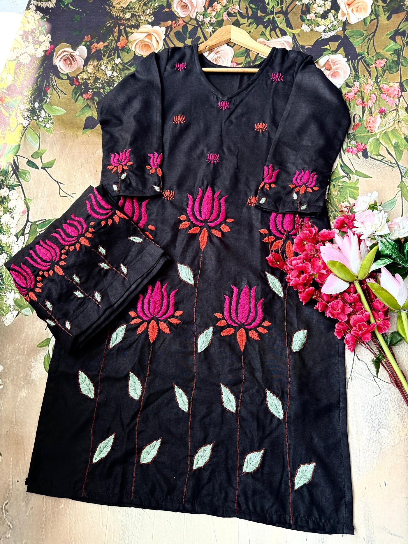 Shubhkar Gulabi Dhaga Kurta Set