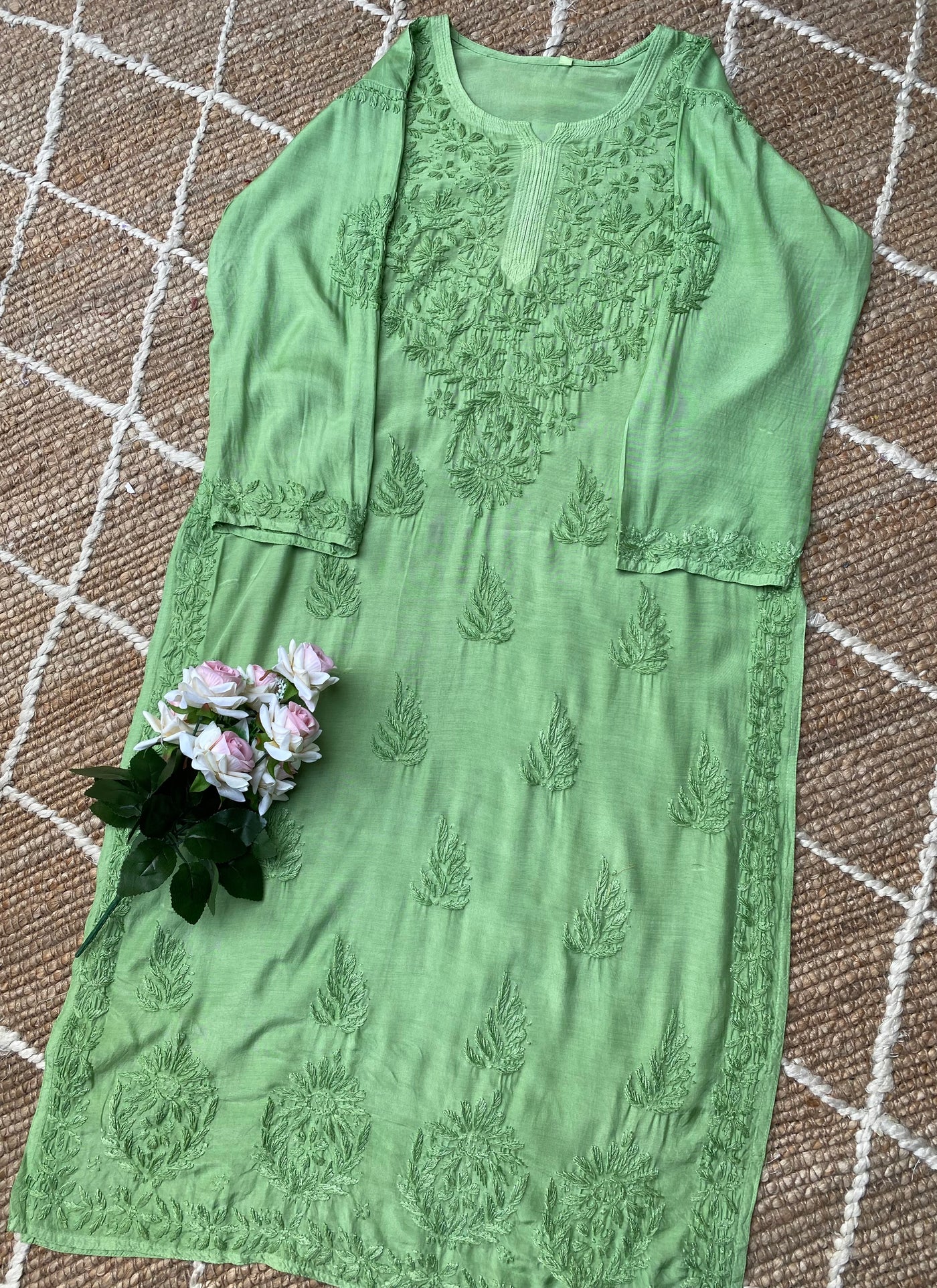 Dua Gulabi Dhaga’s Kurta Set