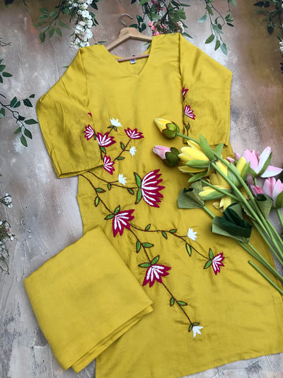 Raaga Gulabi Dhaga Kurta Set