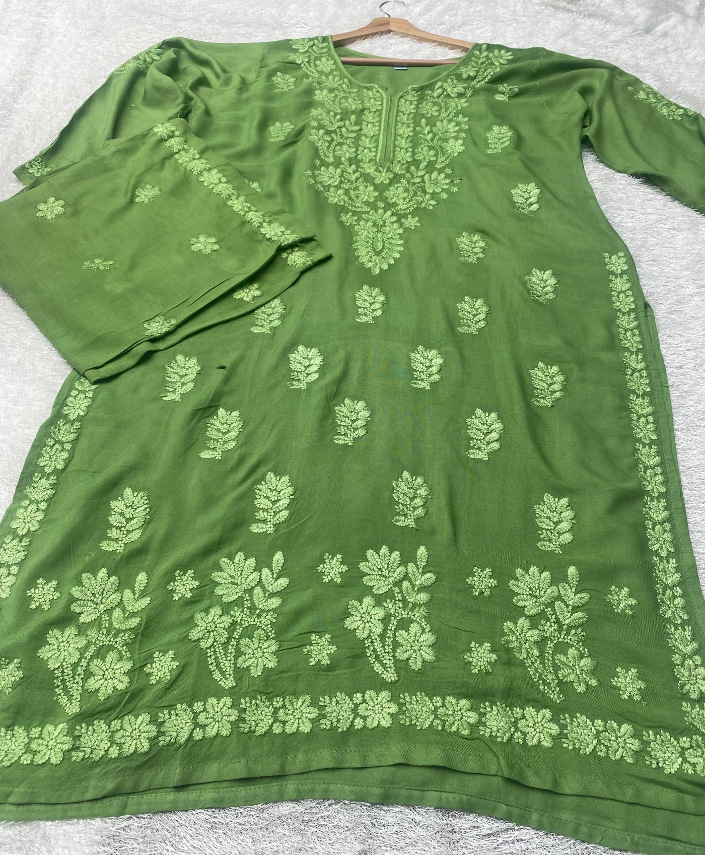 Nazakat Authentic Lucknowi Kurta Set