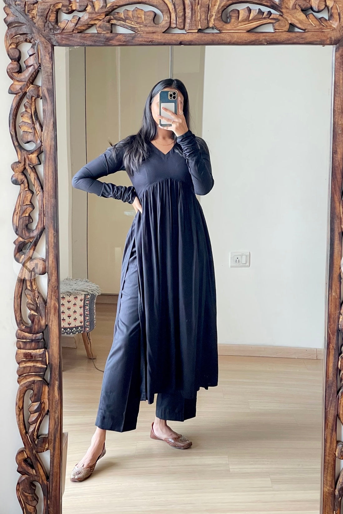 Gulabi Nazakat Kurta Set
