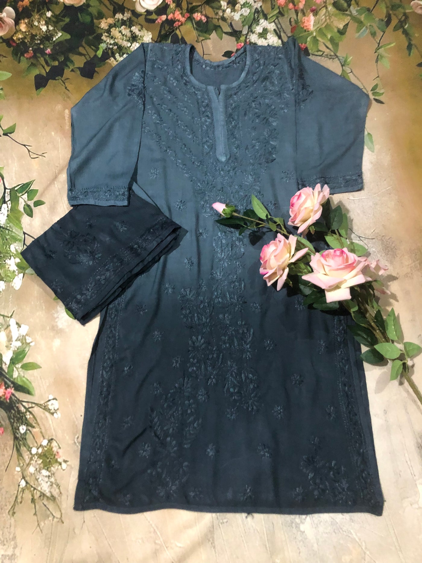 Nazakat Authentic Lucknowi Kurta Set