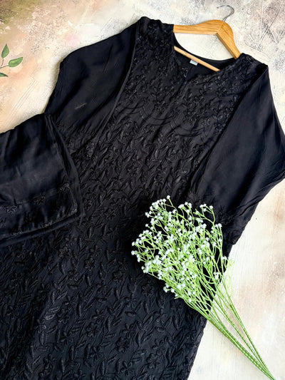 Nazakat bahar Authentic Lucknowi Kurta Set