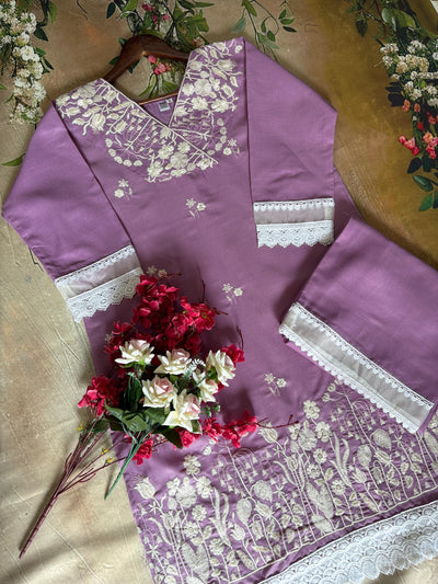Ada 10 Gulabi Dhaga Kurta Set