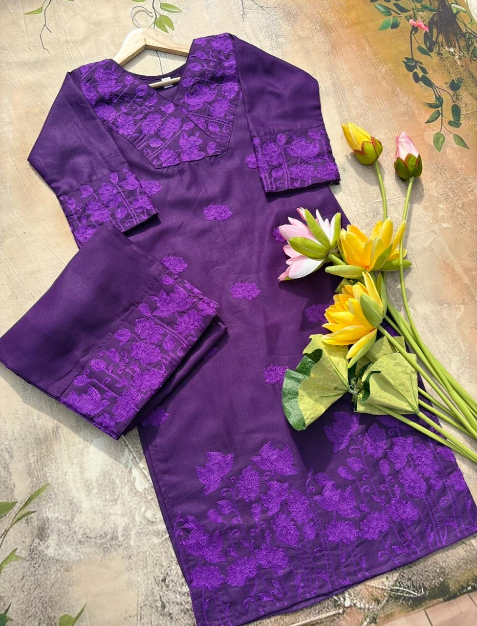 Dua Gulabi Dhaga’s Kurta Set
