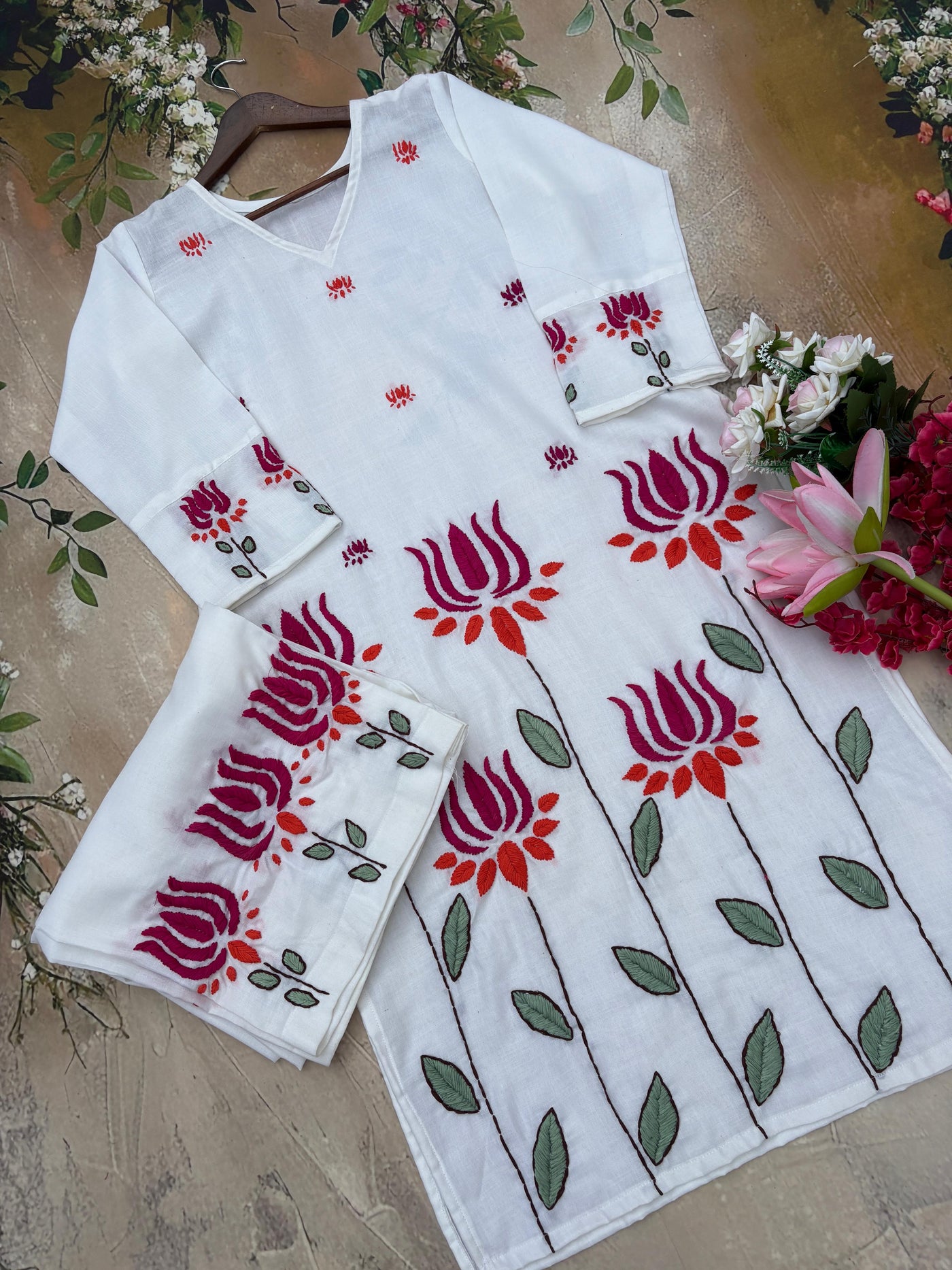 Shubhkar Gulabi Dhaga Kurta Set
