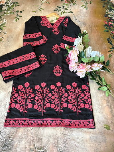Kritika 2 Gulabi Dhaga Kurta Set