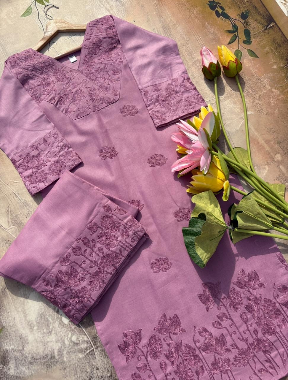 Dua Gulabi Dhaga’s Kurta Set