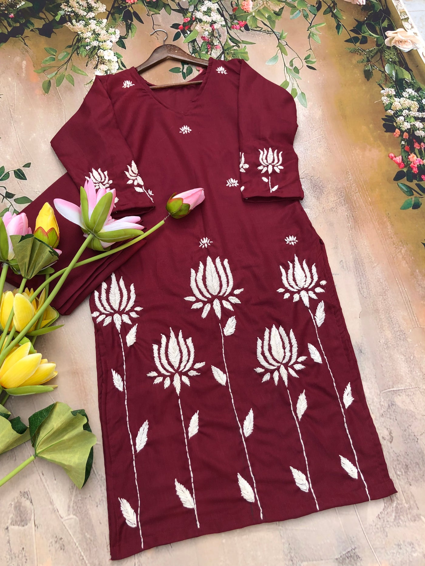 Shubhkar Gulabi Dhaga Kurta Set