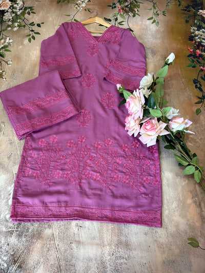 Dua Gulabi Dhaga’s Kurta Set
