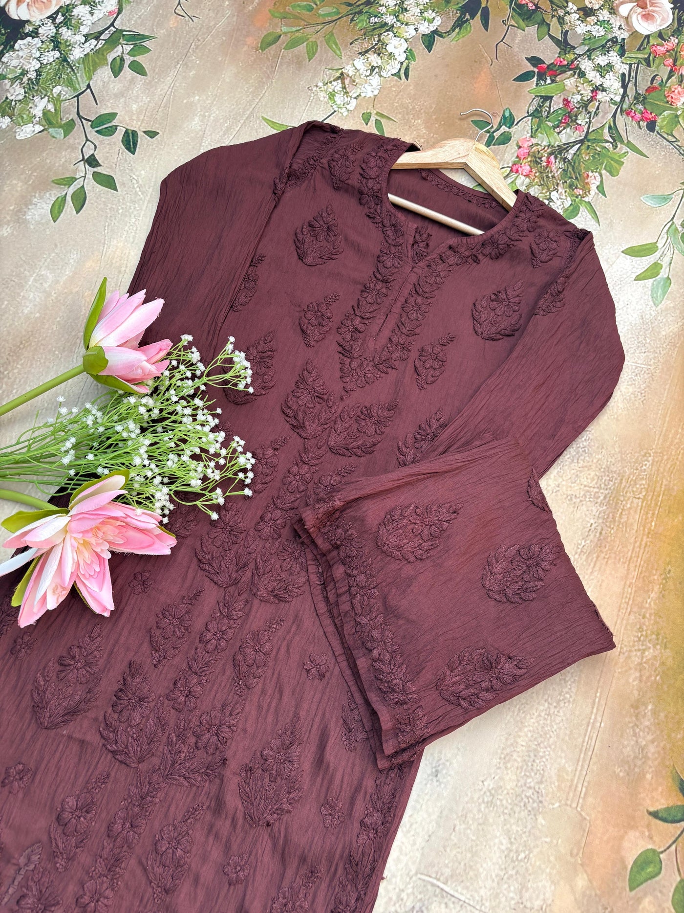 Nazakat noor Authentic Lucknowi Kurta Set