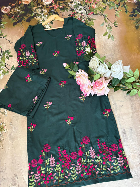 Ada 5 Gulabi Dhaga Kurta Set