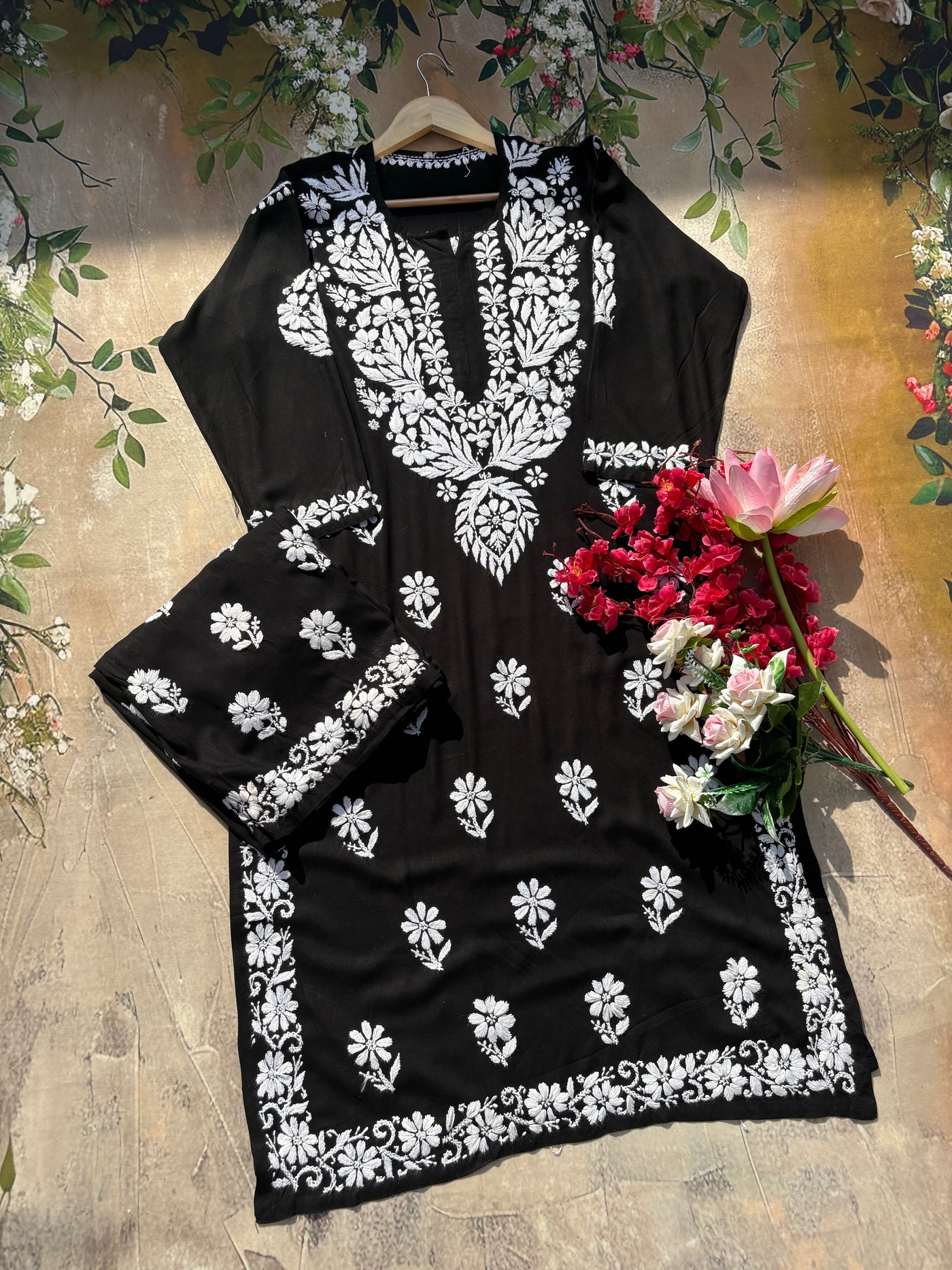 Aisha 1 Authentic Lucknowi kurta Palazzo Set