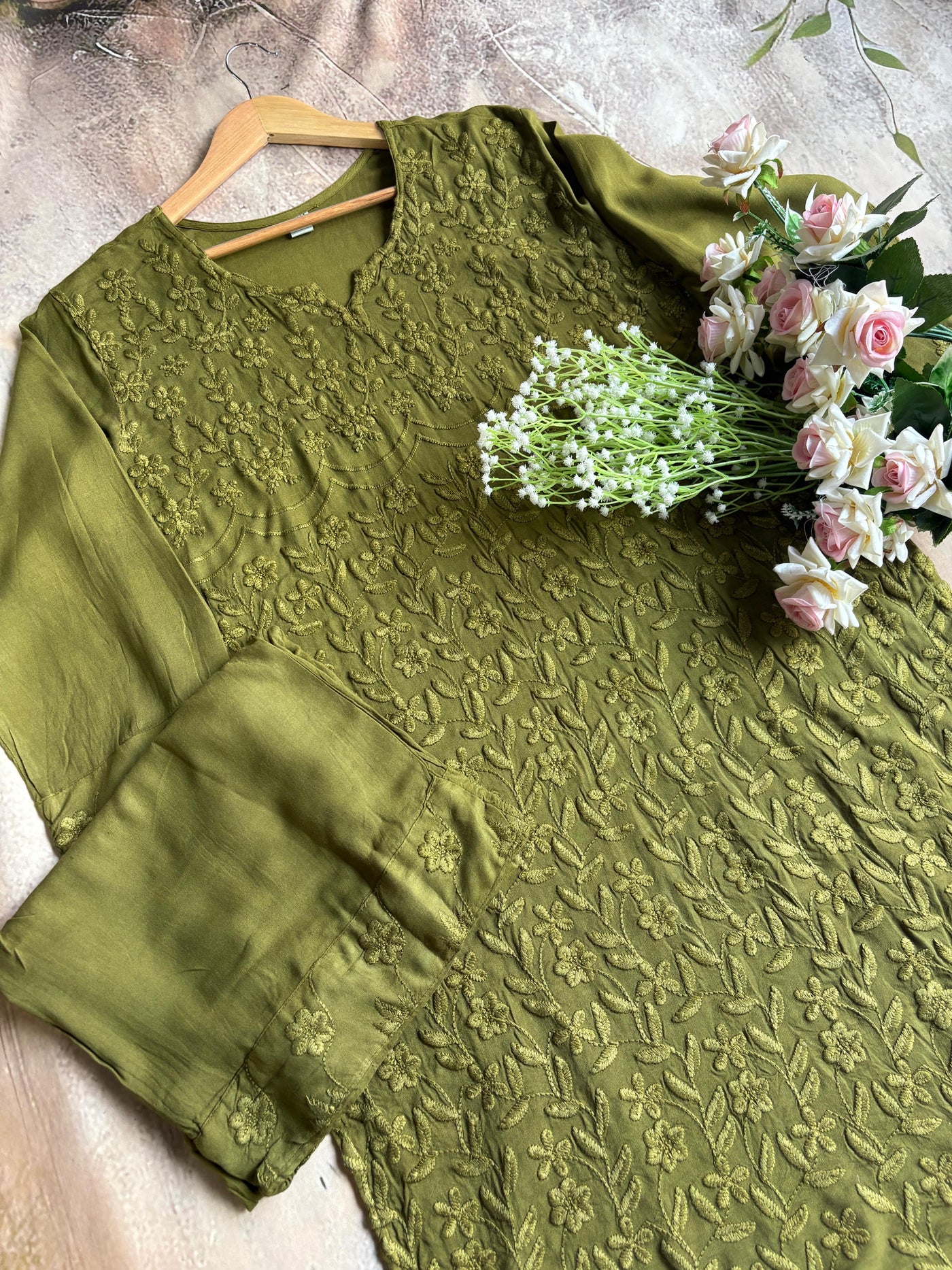 Nazakat bahar Authentic Lucknowi Kurta Set