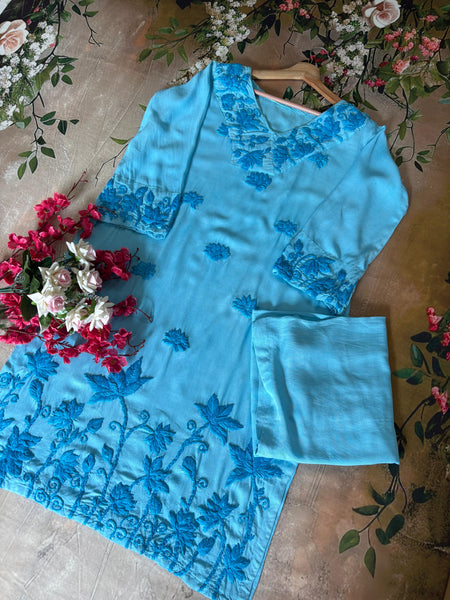 Ada 23 Gulabi Dhaga Kurta Set