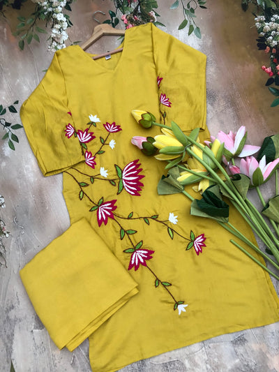 Raaga Gulabi Dhaga Kurta Set