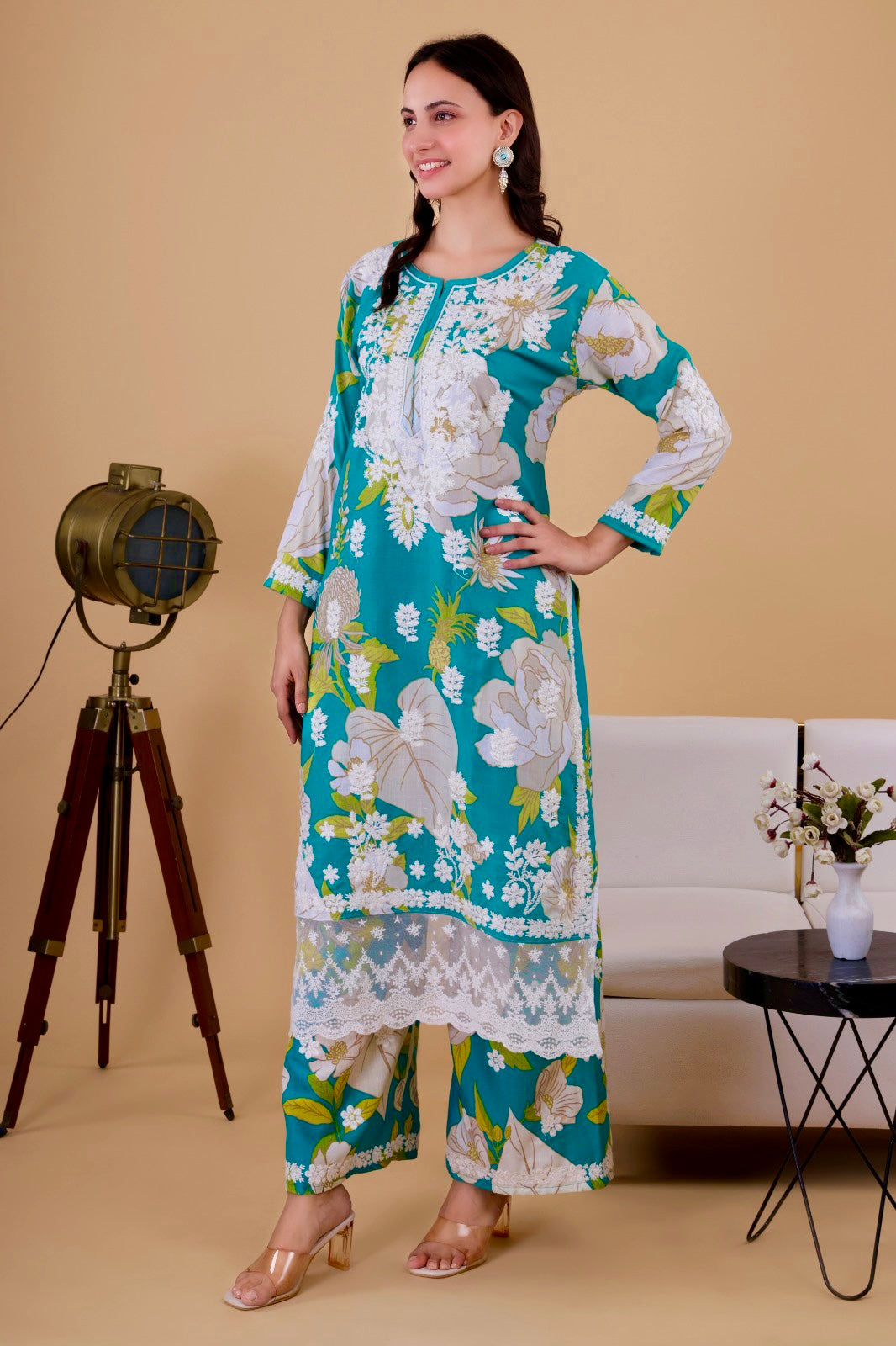 Mehwish Gulabi Dhaga Kurta Set