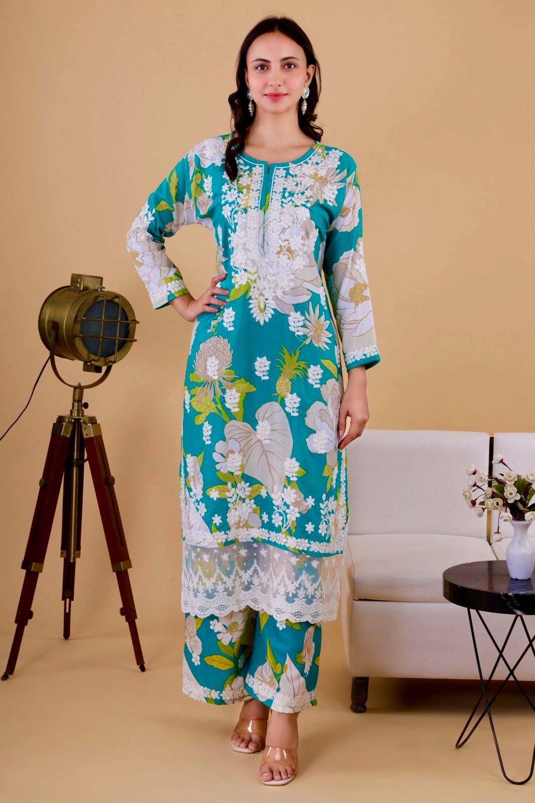 Mehwish Gulabi Dhaga Kurta Set