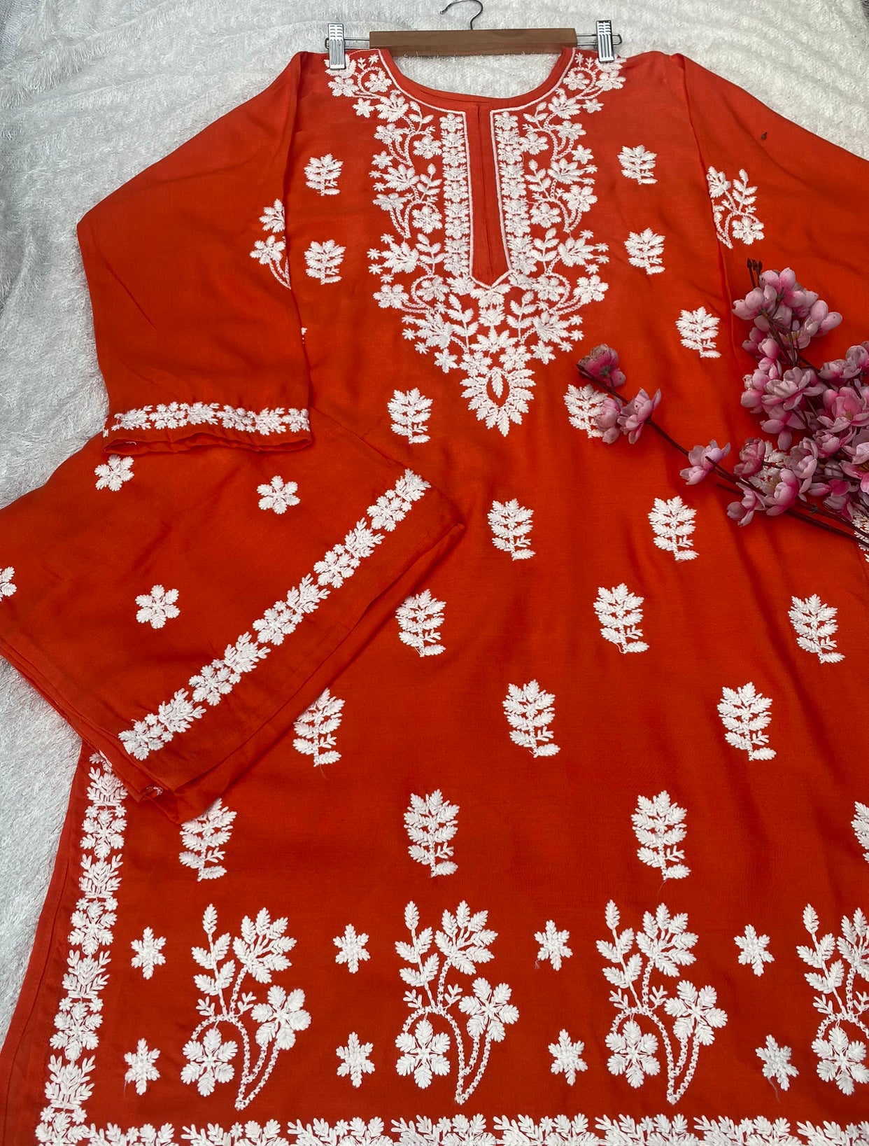 Aisha Authentic Lucknowi kurta Palazzo Set