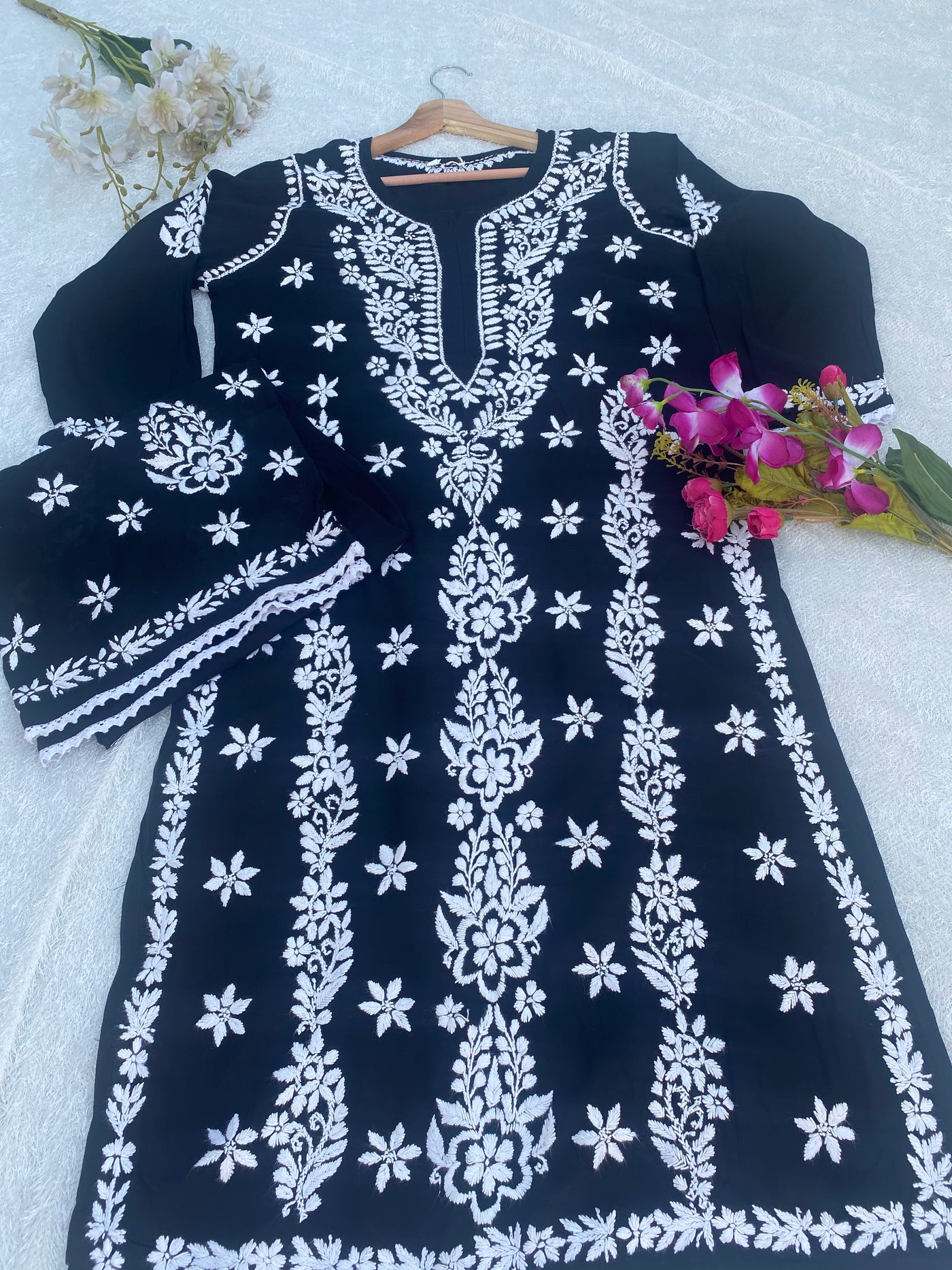 Fiza Authentic Lucknowi kurta Palazzo Set