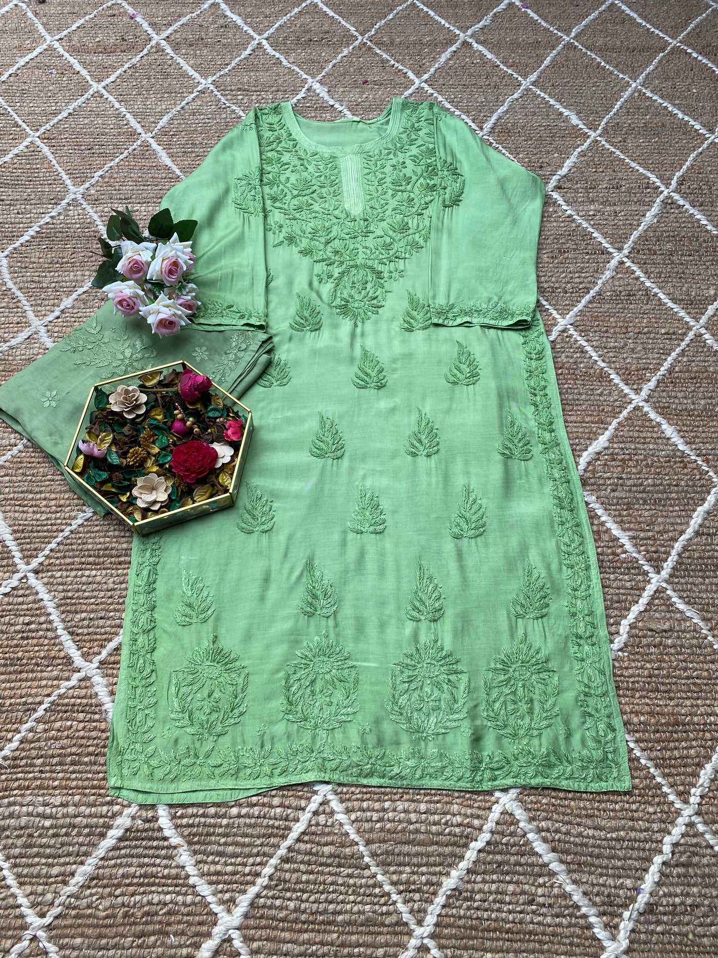 Nazakat 2 Authentic Lucknowi Kurta Set