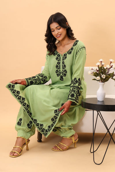 Amara Gulabi Dhaga’s Gulab Kurta with Afghani Pant Set