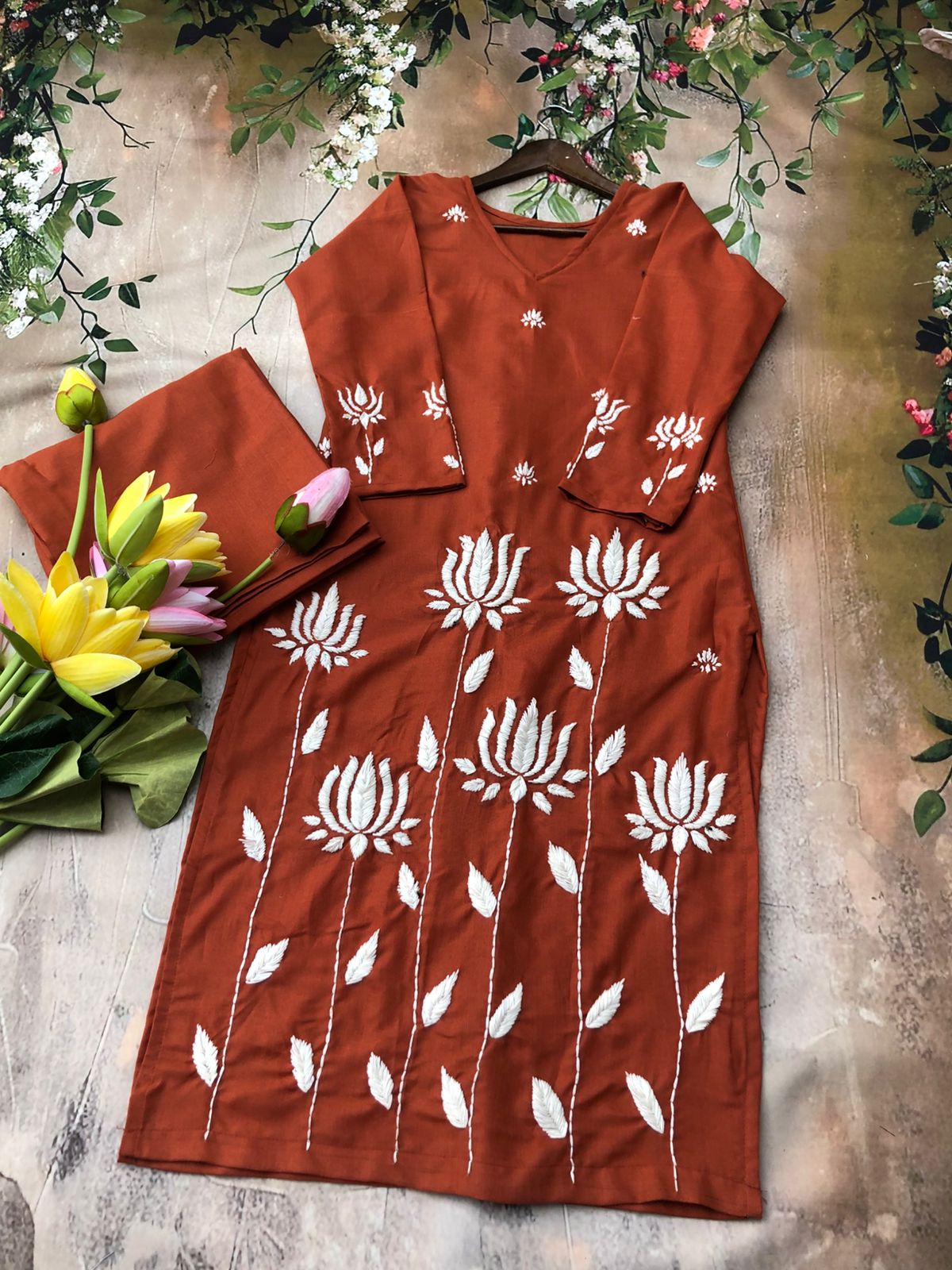 Shubhkar Gulabi Dhaga Kurta Set
