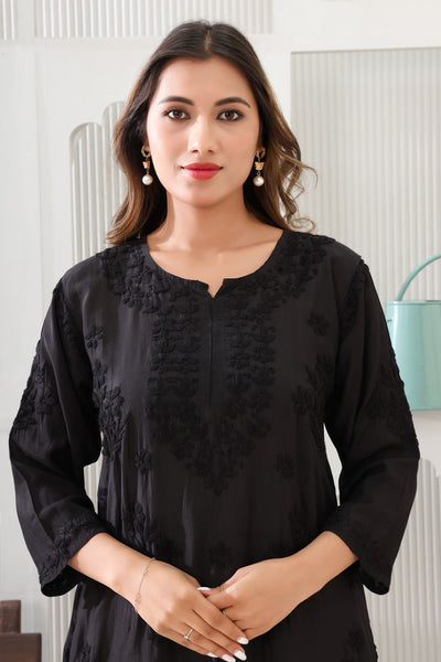 Naazakat Authentic Lucknowi Kurta Set